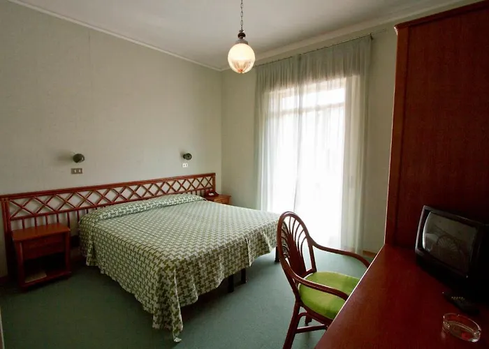 Amici 3* Varese Ligure